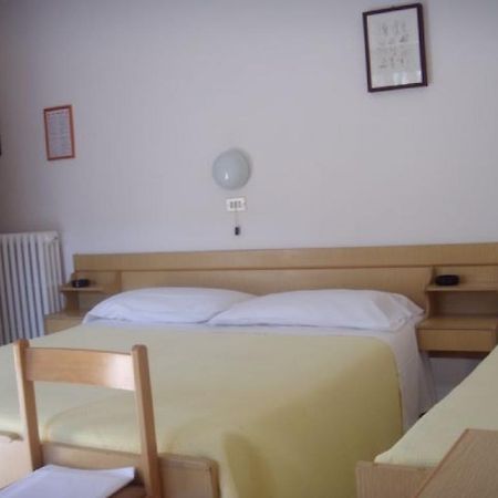 Hotel Sul Ponte Firenze Esterno foto