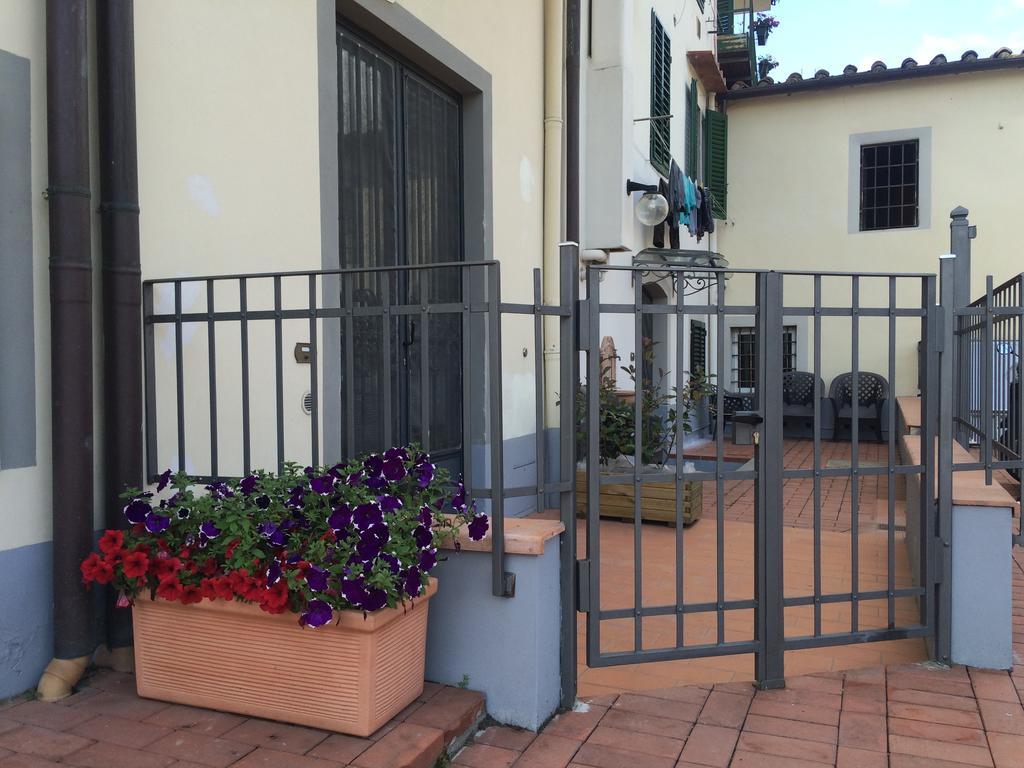 Hotel Sul Ponte Firenze Esterno foto