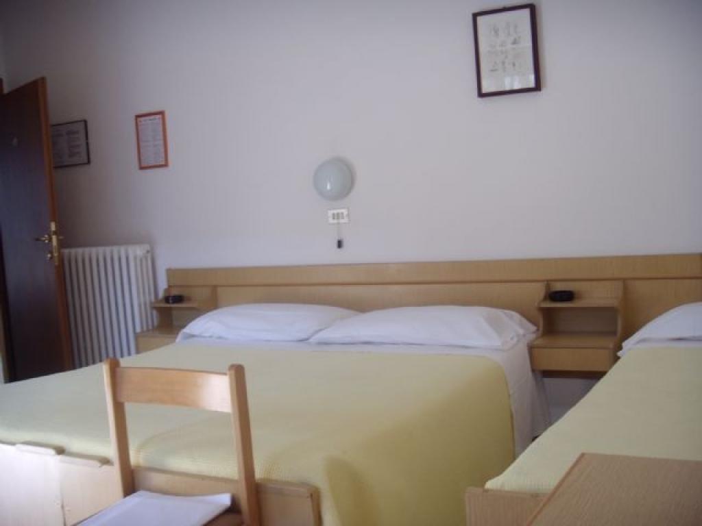 Hotel Sul Ponte Firenze Esterno foto