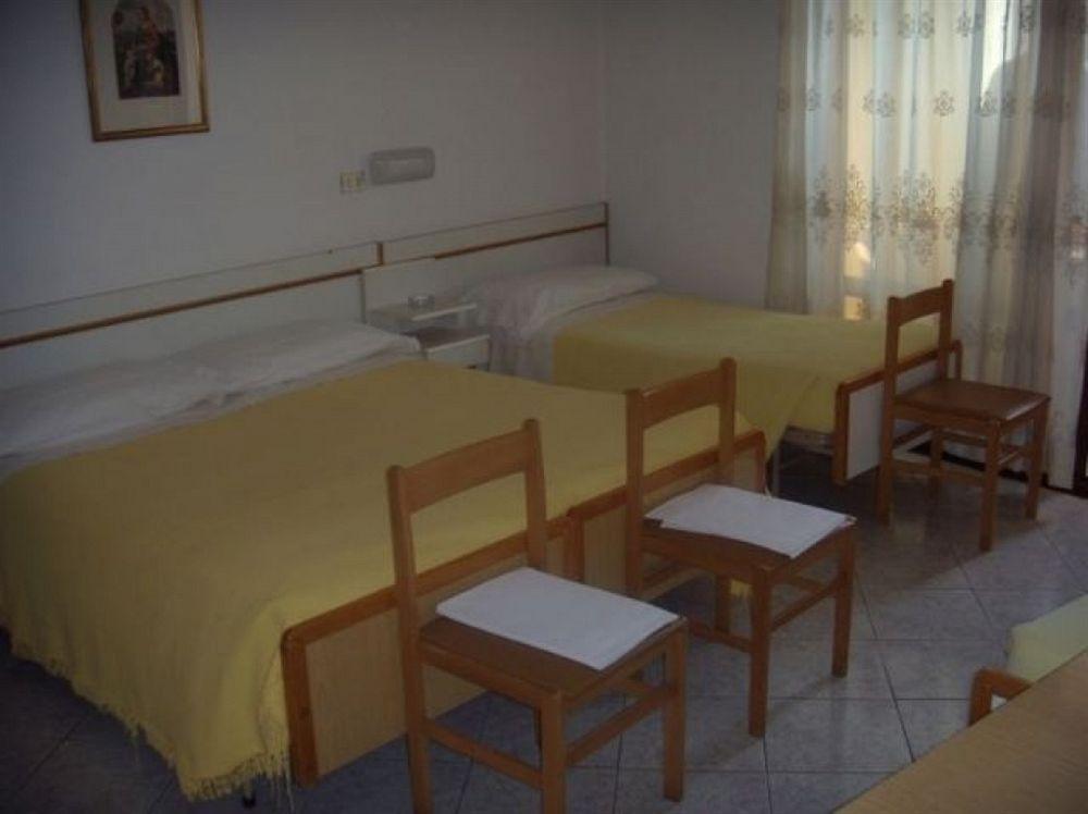 Hotel Sul Ponte Firenze Esterno foto